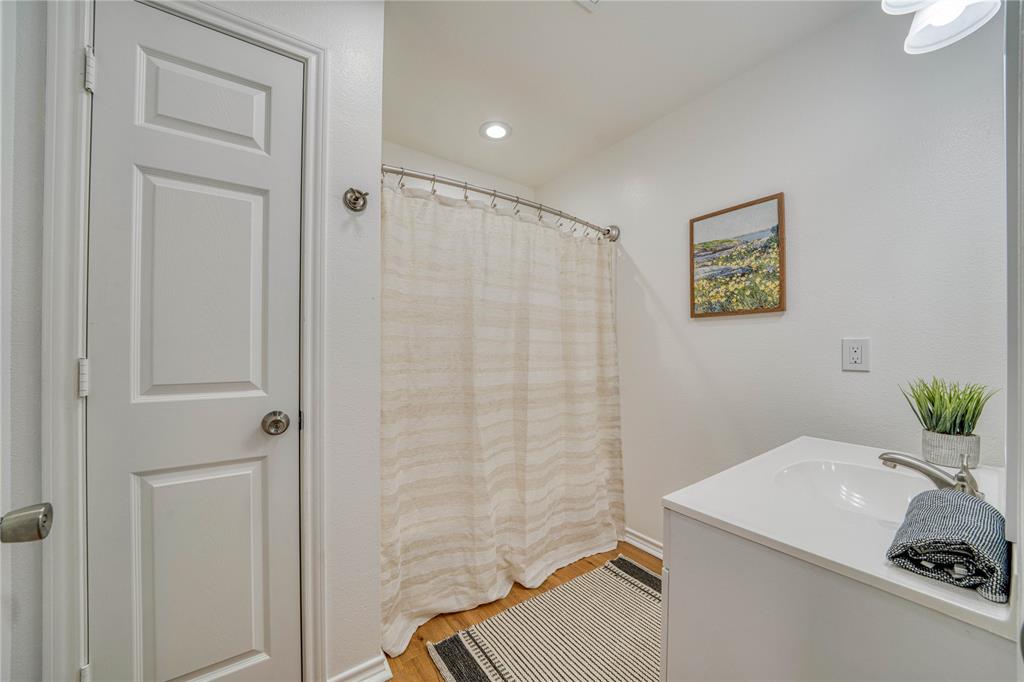 1092 Fm 1002 Property Photo 16