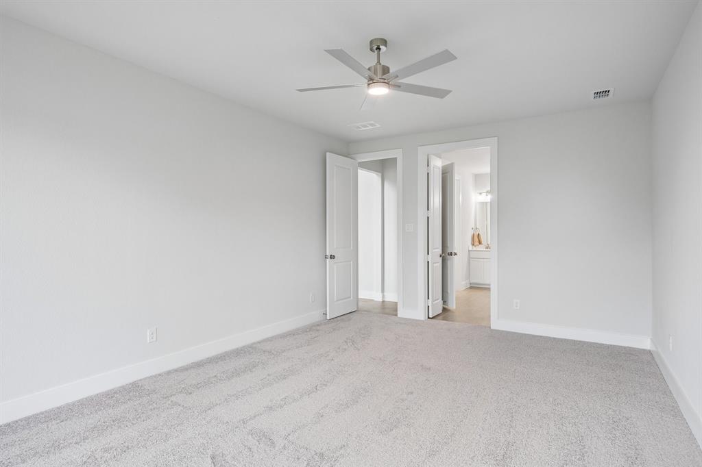 3608 Water Lily Way Property Photo 21