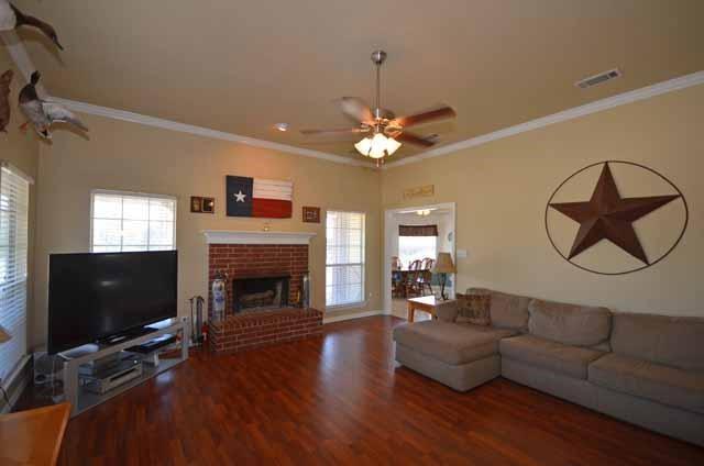 864 County Road 2730 Property Photo 6
