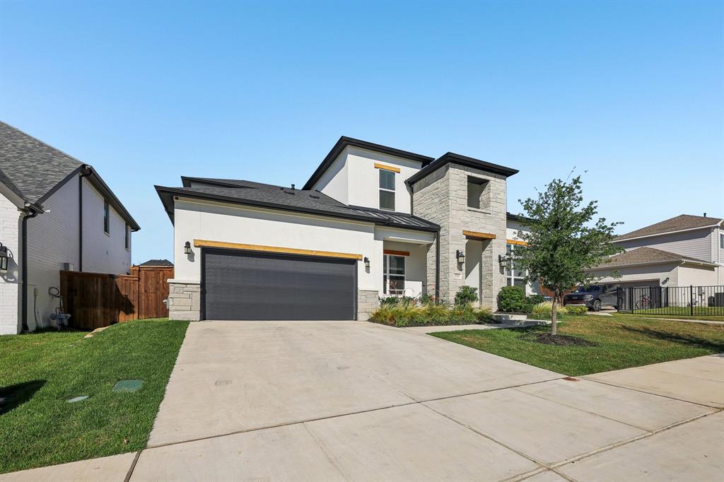 2212 Dunstan Drive Property Photo 4
