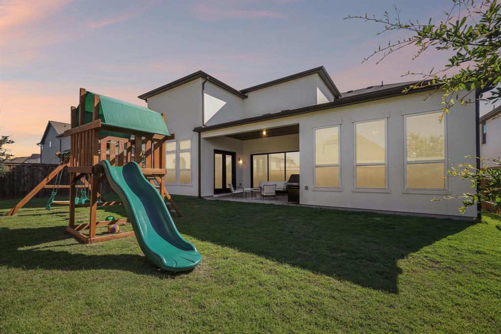 2212 Dunstan Drive Property Photo 32