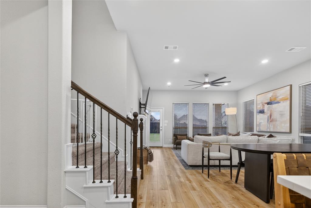 1600 Silla Property Photo 18