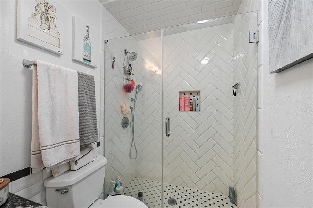 5927 E University Boulevard 221 Property Photo 17