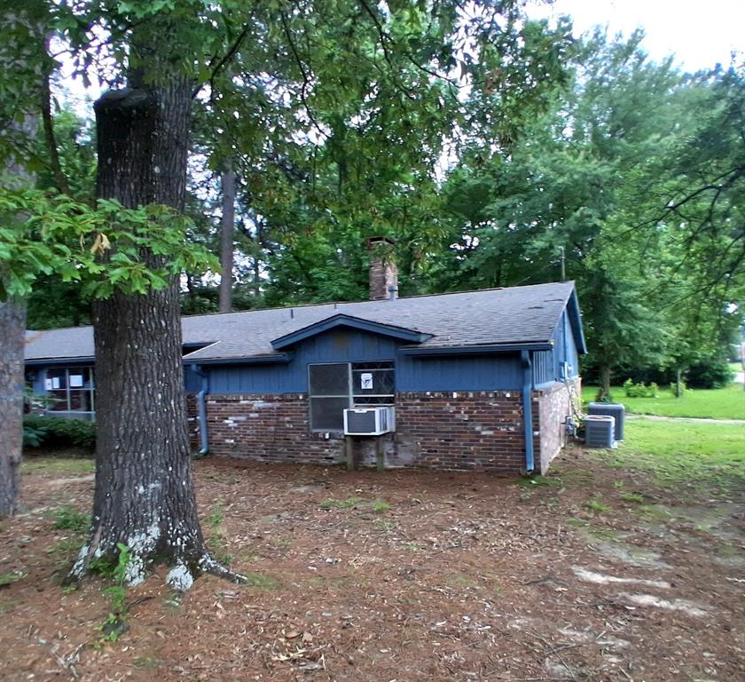207 Wildwood Drive Property Photo 5