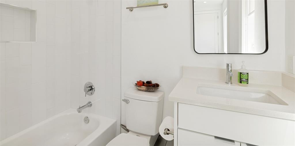 4811 Manett Street 101 Property Photo 27
