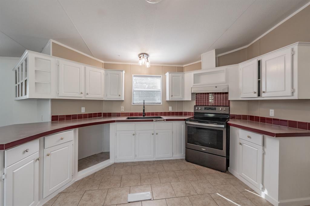 419 Wood River Road Property Photo 1