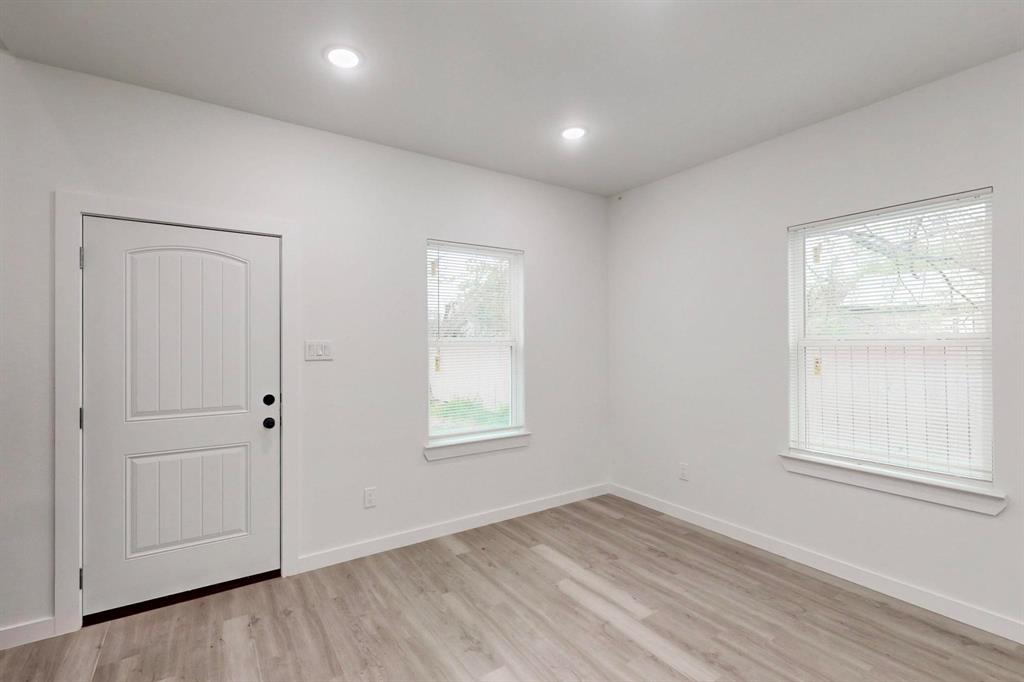 1213 Mill Street A & B Property Photo 17