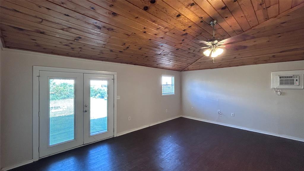 3600 Kell Street Property Photo 10