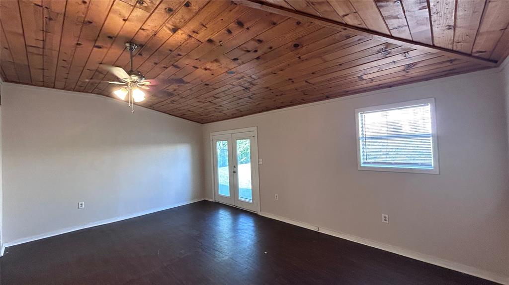 3600 Kell Street Property Photo 11
