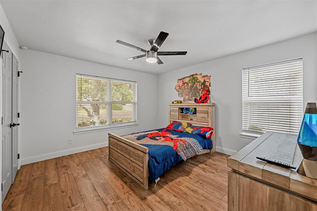 9806 Parkford Drive Property Photo 17