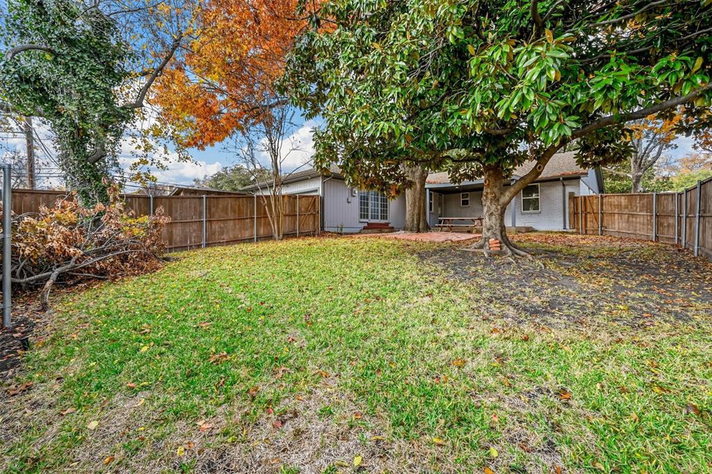 9806 Parkford Drive Property Photo 20