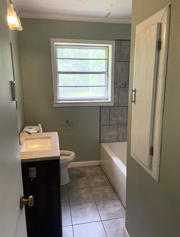 1381 Franklin Property Photo 8
