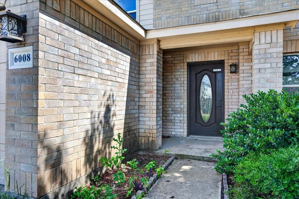 6008 Mckaskle Drive Property Photo 4