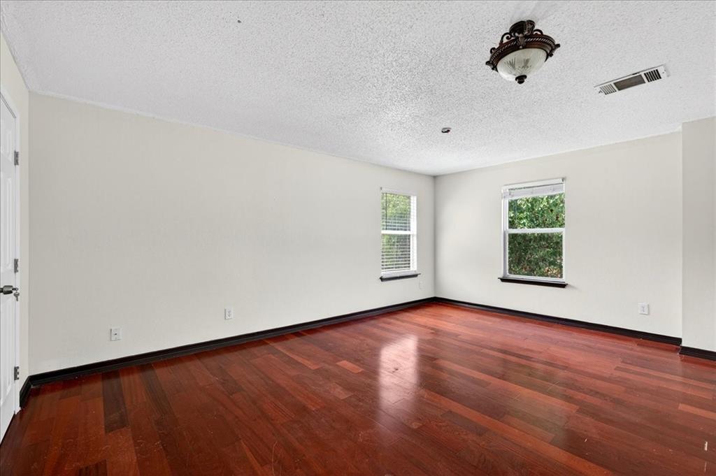 6008 Mckaskle Drive Property Photo 26