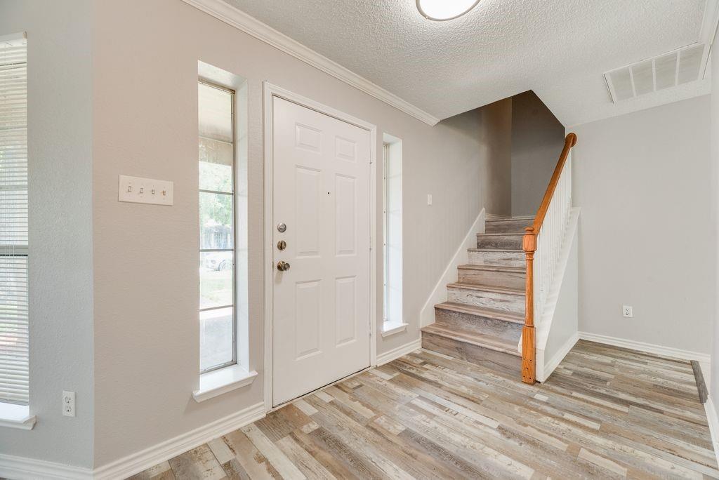 5610 Eagle Rock Road Property Photo 3
