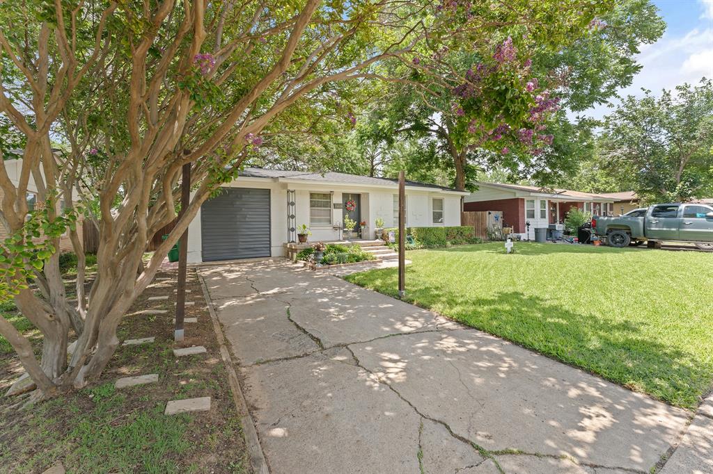 1413 Belmont Street Property Photo 5