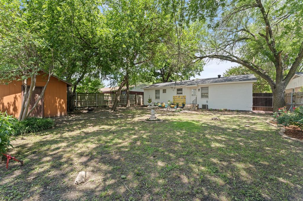 1413 Belmont Street Property Photo 12