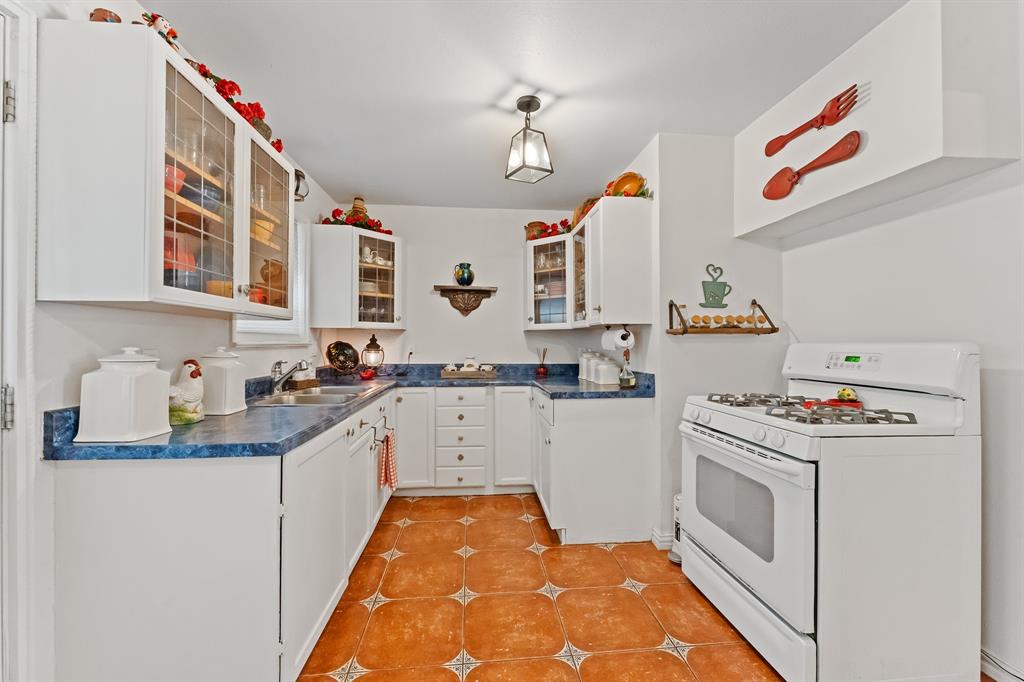 1413 Belmont Street Property Photo 15