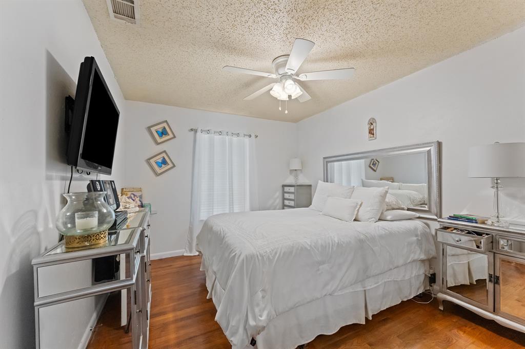1413 Belmont Street Property Photo 21