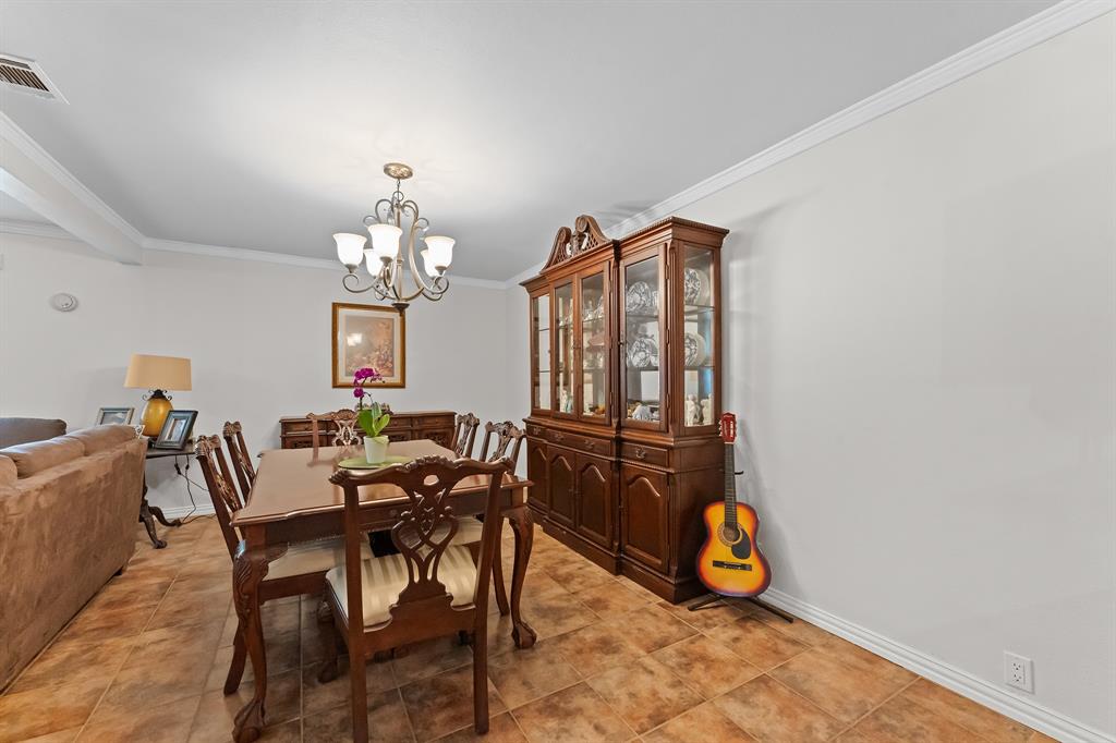 1413 Belmont Street Property Photo 25