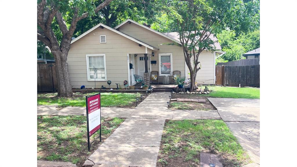 1801 Belle Place