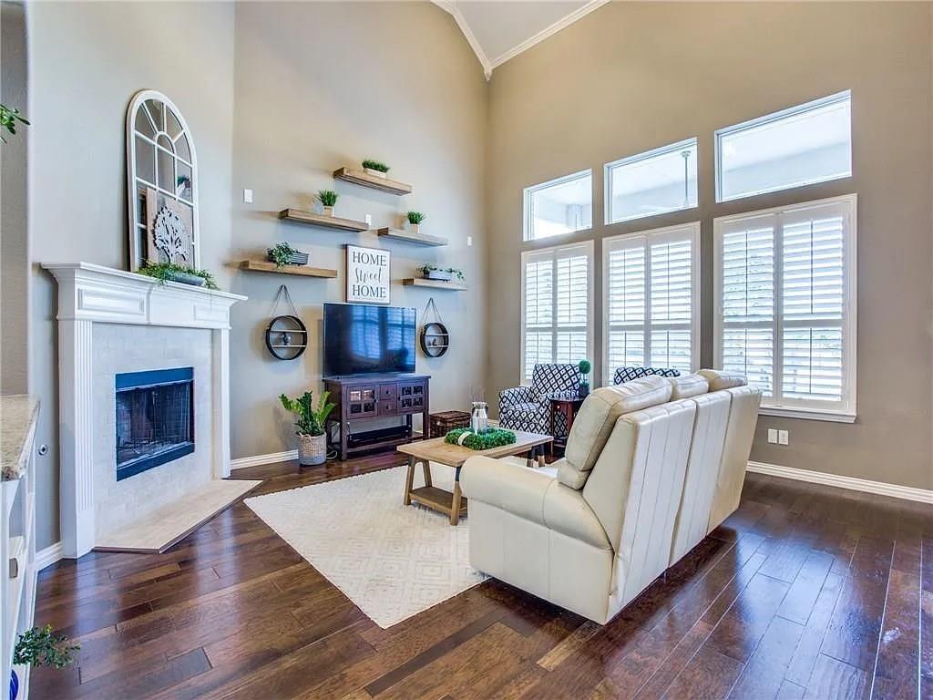 6688 Excelsior Place Property Photo 10