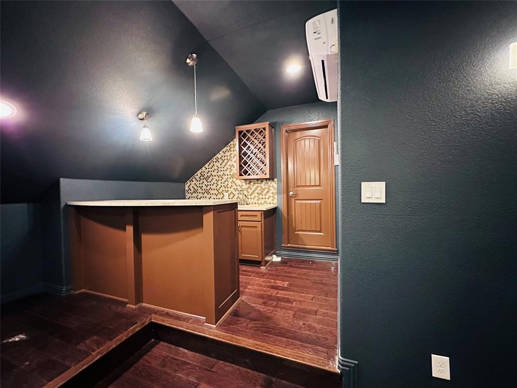 6688 Excelsior Place Property Photo 26