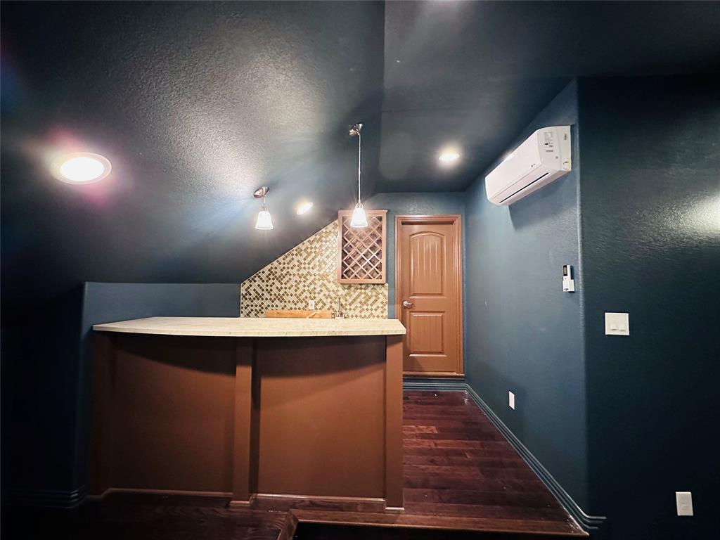 6688 Excelsior Place Property Photo 30