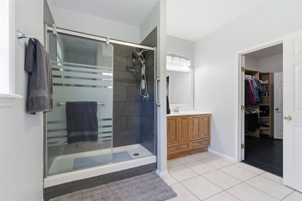 2230 Lake Coves Drive Property Photo 10