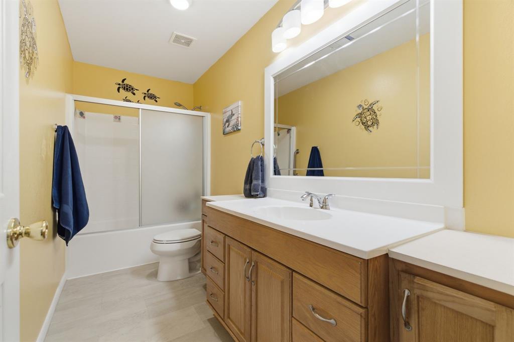 2230 Lake Coves Drive Property Photo 17