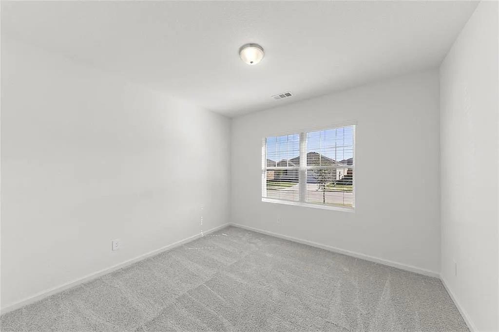 783 Camden Drive Property Photo 5