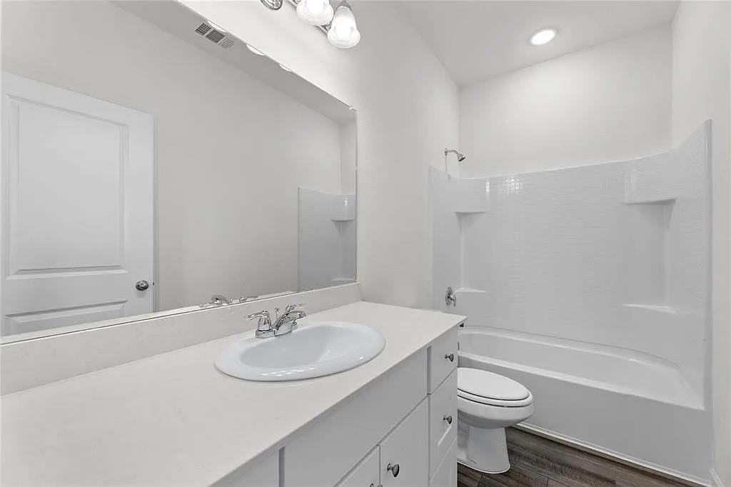 783 Camden Drive Property Photo 10