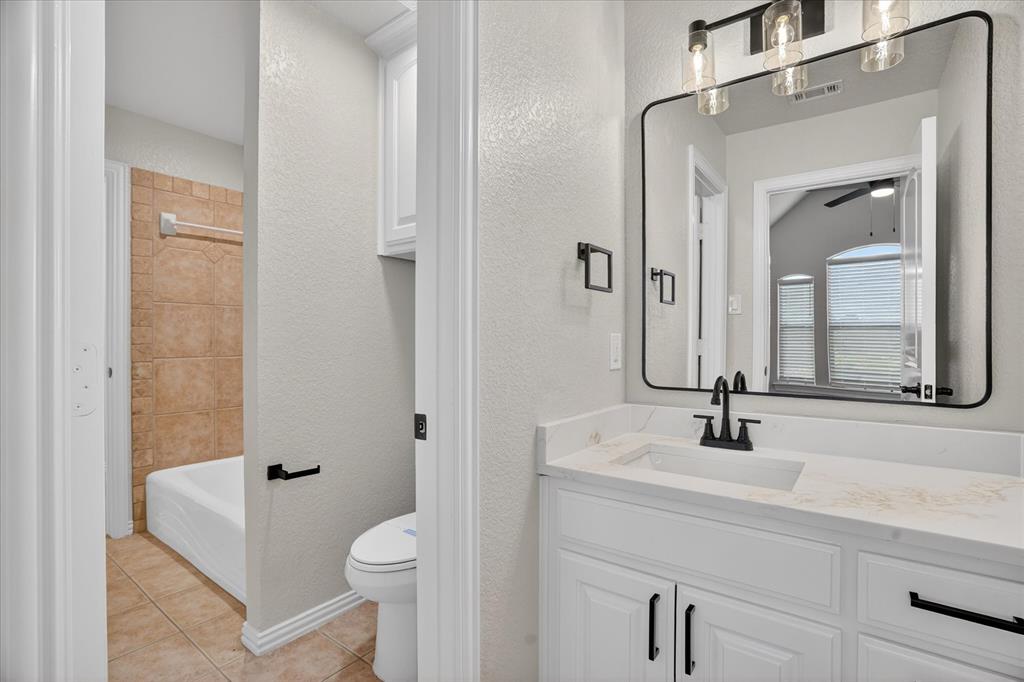 153 Crest Canyon Drive Property Photo 22