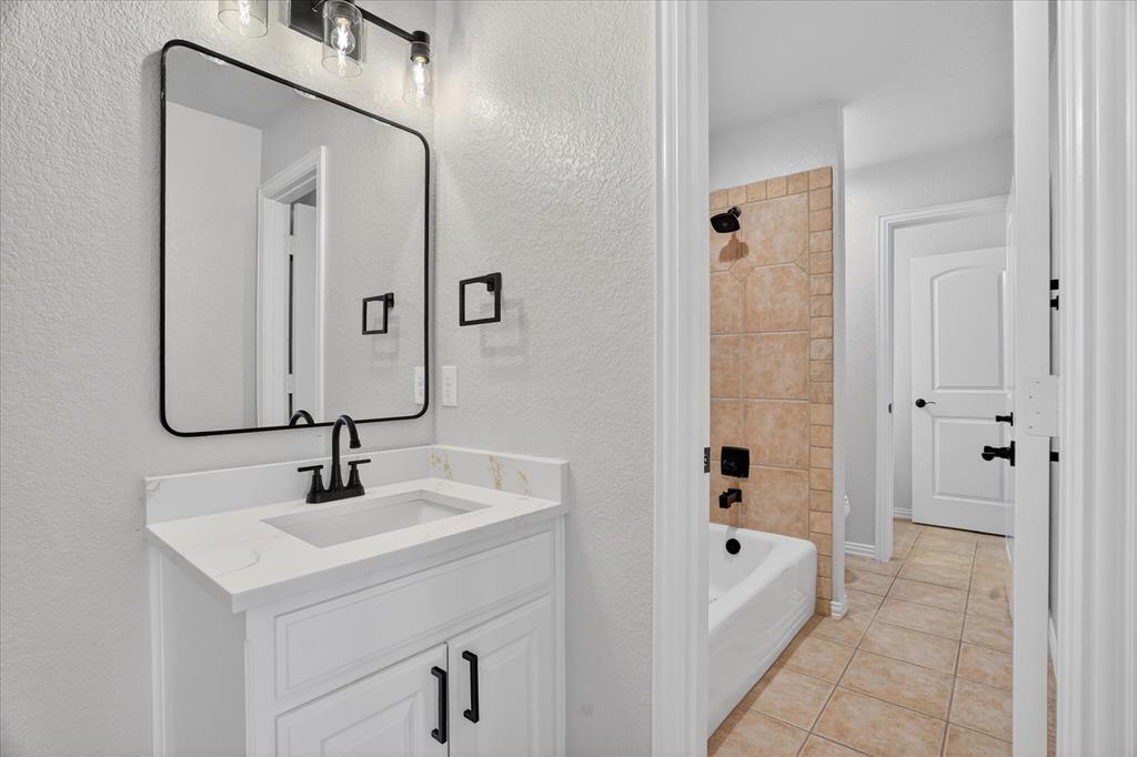 153 Crest Canyon Drive Property Photo 23