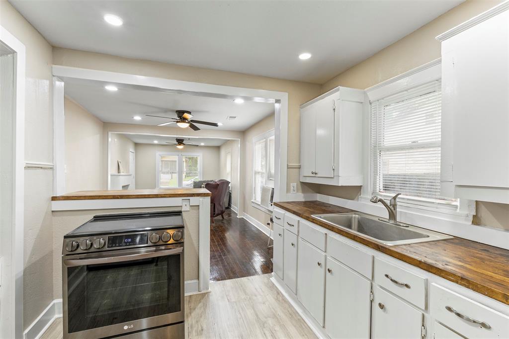 3227 Spring Avenue Property Photo 4