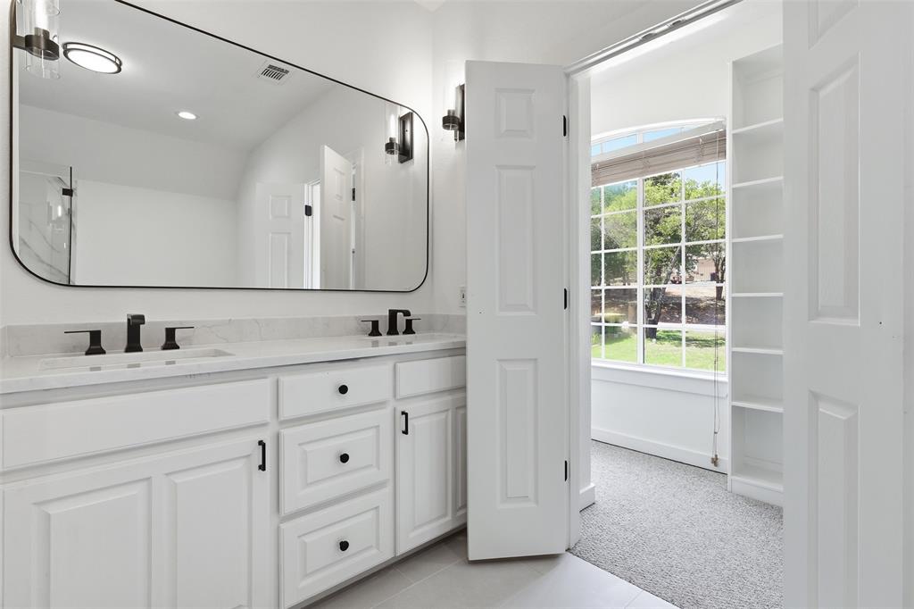 6107 Grande Cove Court Property Photo 26