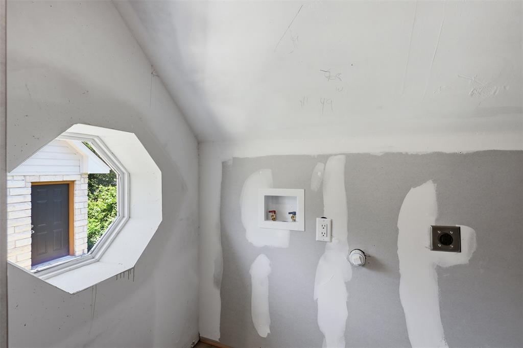 6107 Grande Cove Court Property Photo 40