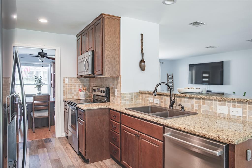609 Hillside Road Property Photo 11