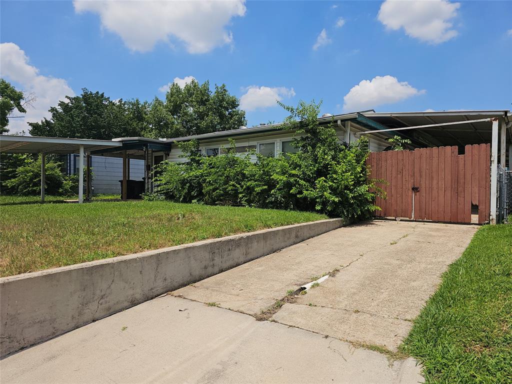 1420 Edney Street Property Photo 1