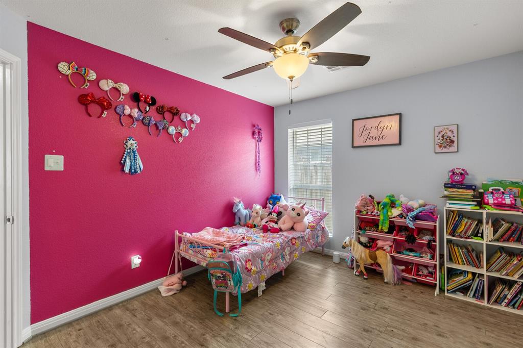 300 N Bermuda Street Property Photo 14