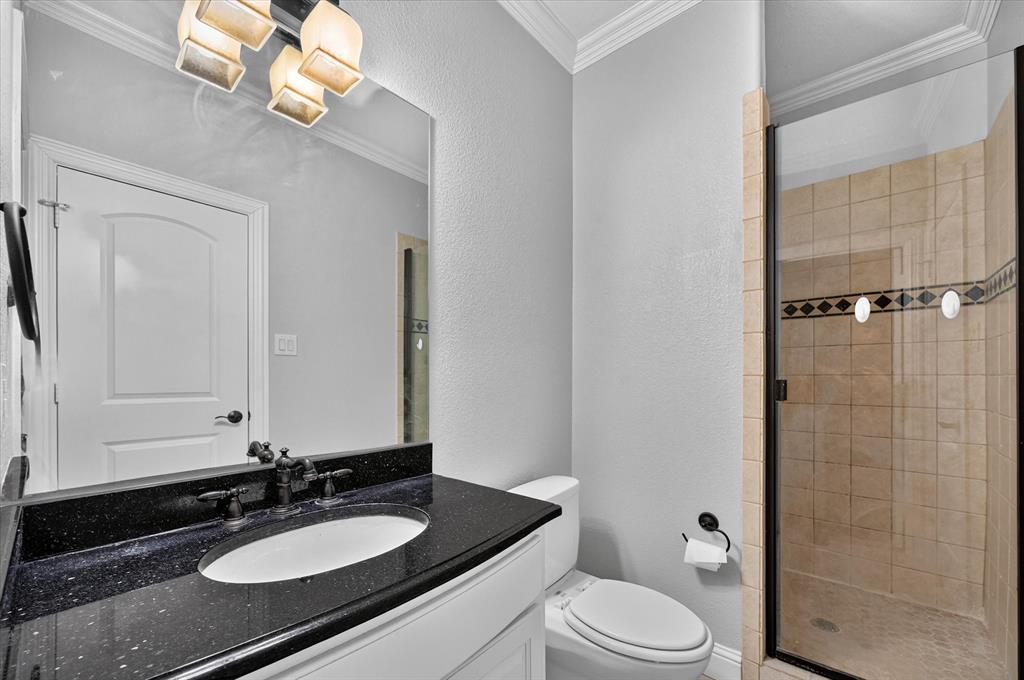 6220 Oram Street B Property Photo 7
