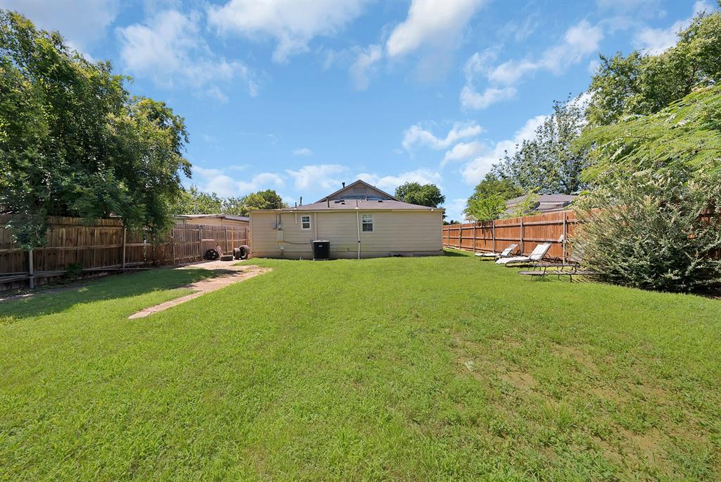 1717 E Harvey Avenue Property Photo 25