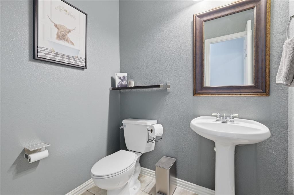 851 Branch Crossing Property Photo 17