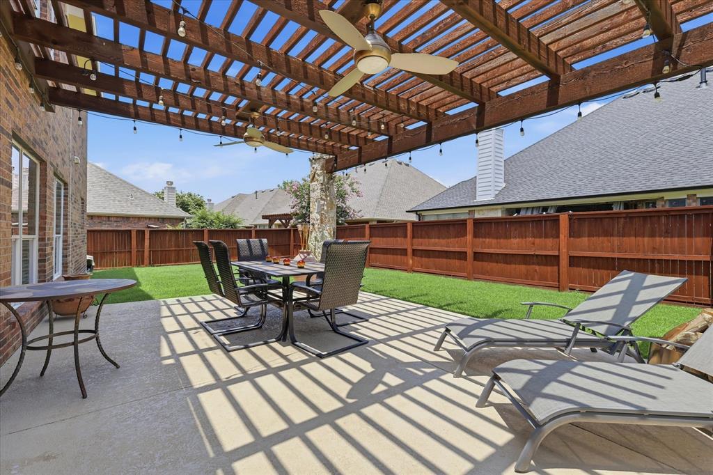 851 Branch Crossing Property Photo 29