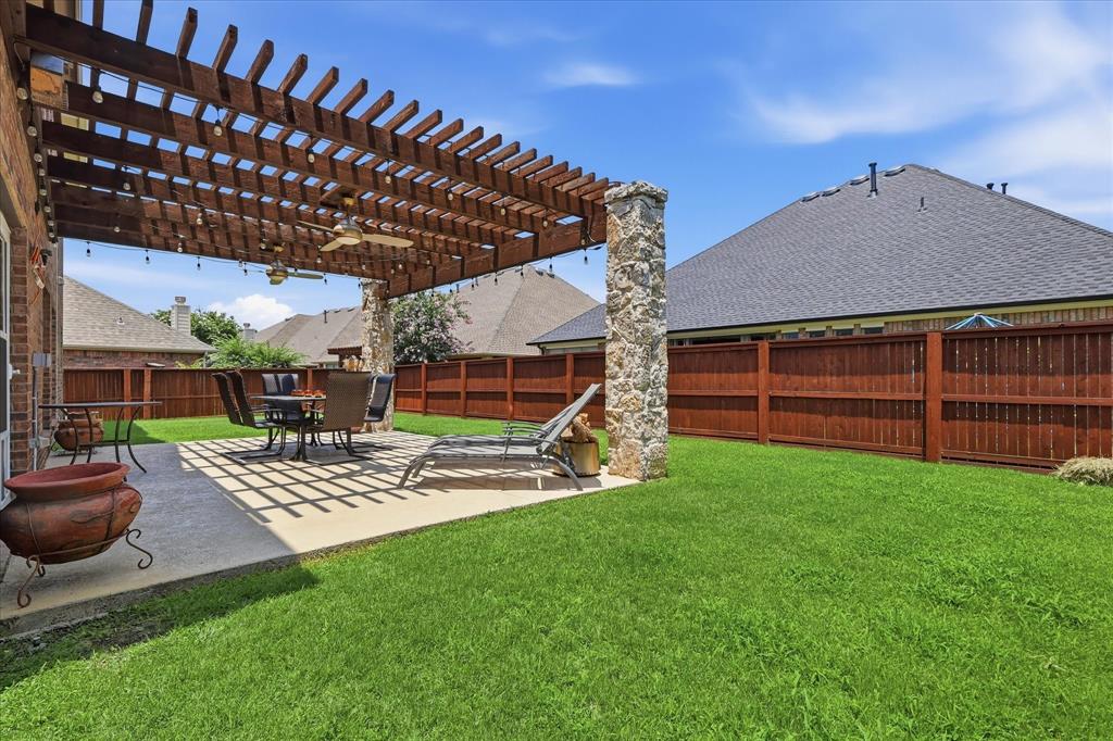 851 Branch Crossing Property Photo 30