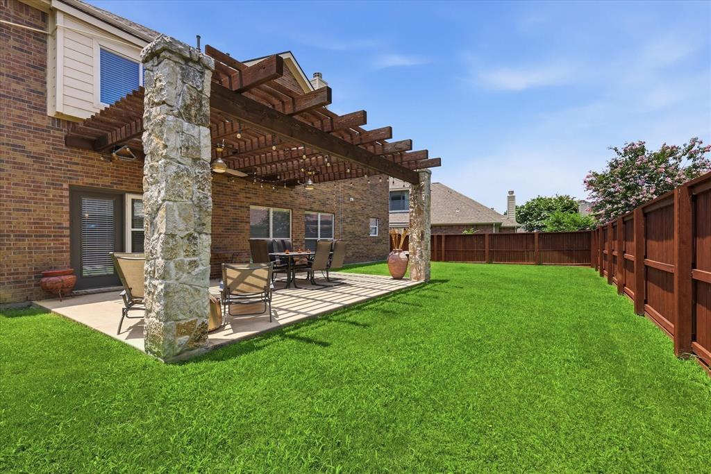 851 Branch Crossing Property Photo 31
