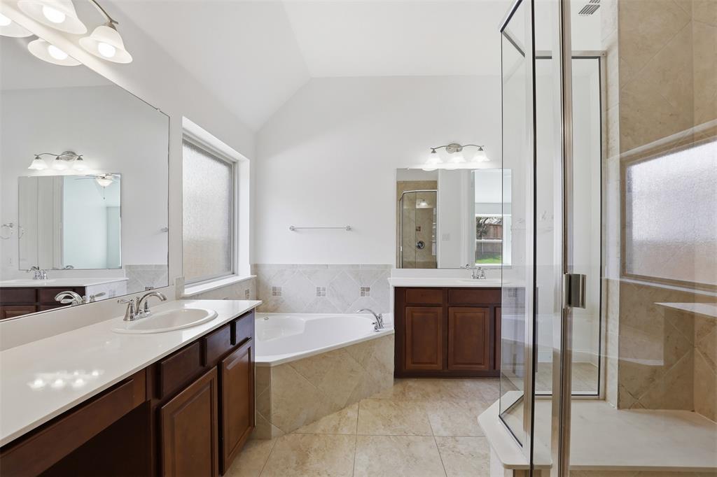 1383 Sandhurst Drive Property Photo 30