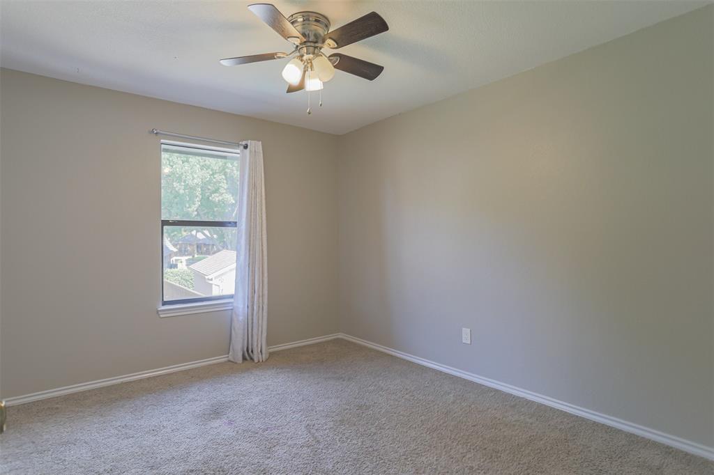 1121 Augusta Court Property Photo 27