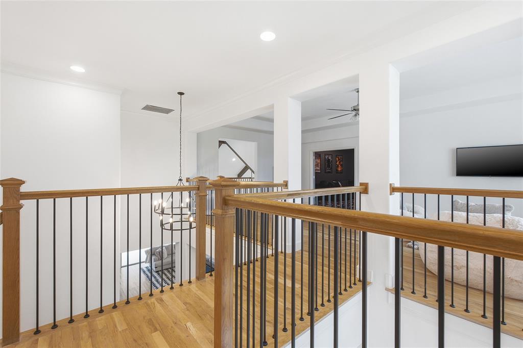2360 Fallsview Court Property Photo 22