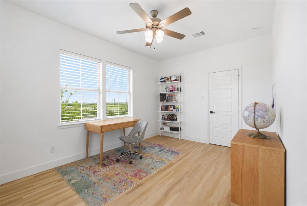 2360 Fallsview Court Property Photo 26